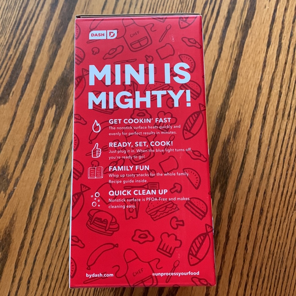 Dash Mini Waffle Maker. NIB - Picture 4 of 13